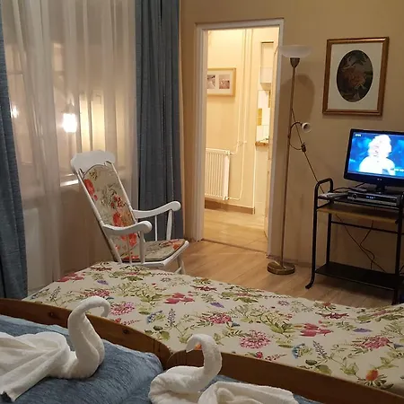 Apartment Hangulat Vendeghaz *